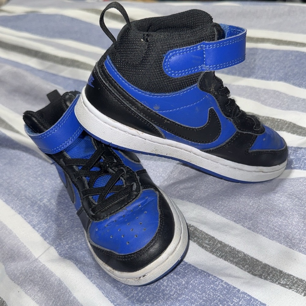 Nike Kids High-Top Sneakers - Black and Blue